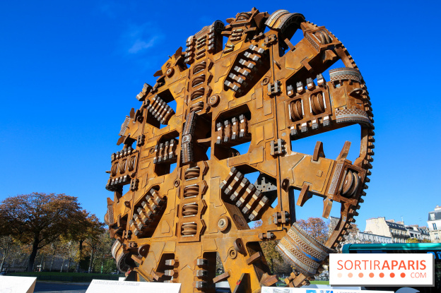 Paris : quelle est cette immense roue installée au Trocadéro ?