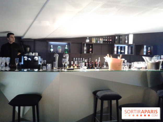 American Express Live Bar
