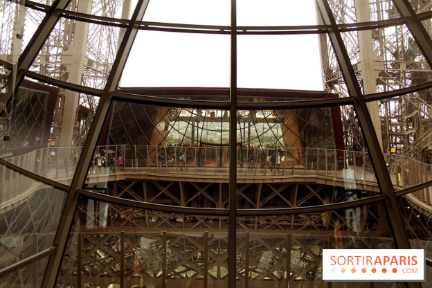 Le premier étage de la Tour Eiffel rénové