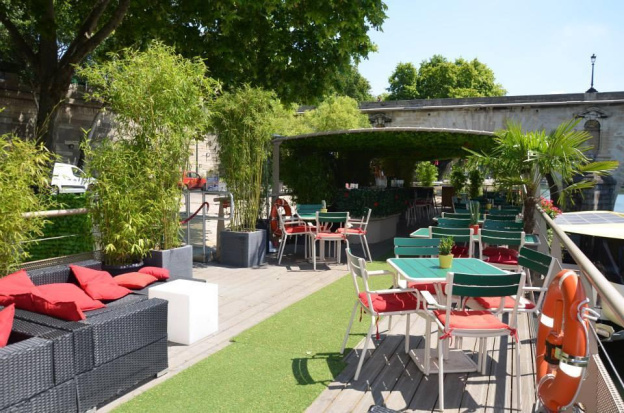 Le Willow Péniche, la terrasse verdoyante