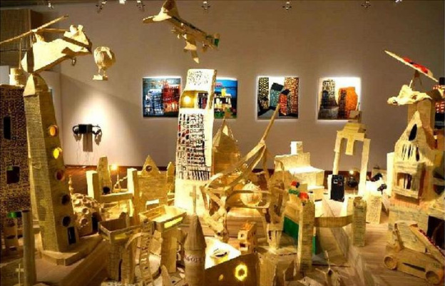 Match de Catch à Vielsalm et Vivre à Fran Disco, deux expos chez Agnès b.