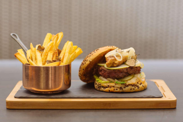 Nouvelle collection de burgers chez Coquette, W Opéra