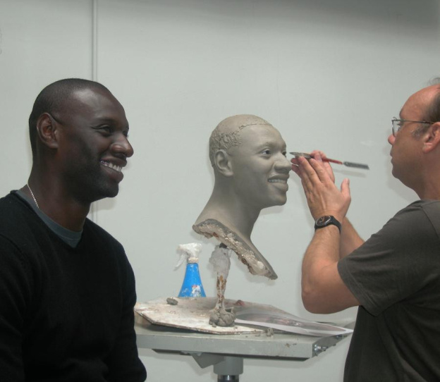L'intouchable Omar SY au Musée Grévin
