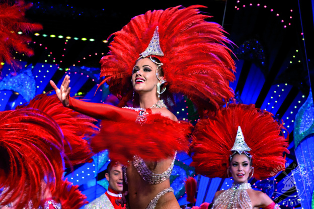 Féérie au Moulin Rouge : Gagnez un dîner-spectacle pour 2 personnes !