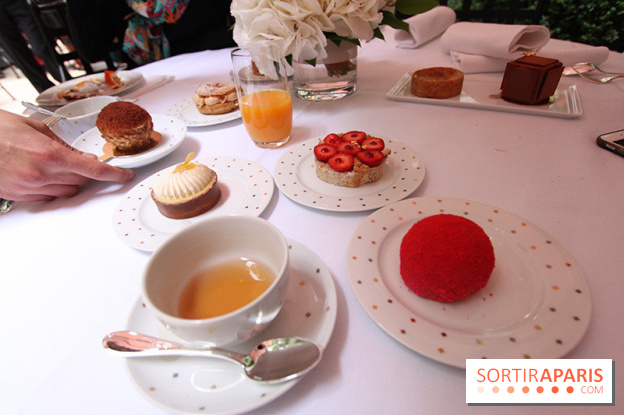 Les nouvelles pâtisseries du Plaza Athénée