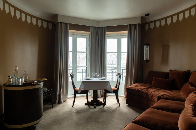 Rencontres amoureuses : à Paris des hôtels proposent un plan spécial pour les célibataires