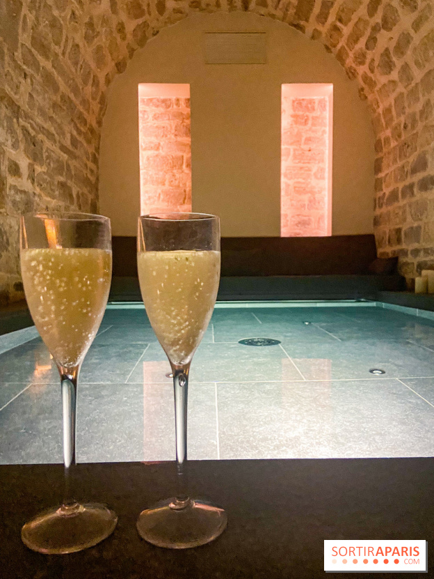 Un rituel bien-être en amoureux dans un spa aquatique à Paris