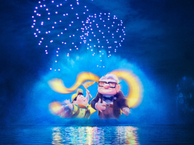 Disney Cascade of Lights à Disneyland Paris : le nouveau show nocturne sur Adventure Bay