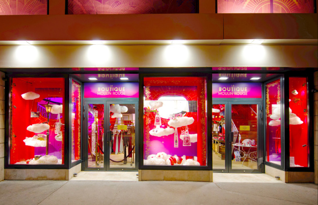 Voyance gratuite à la Boutique du Moulin Rouge ce dimanche avec Amandine Arcs