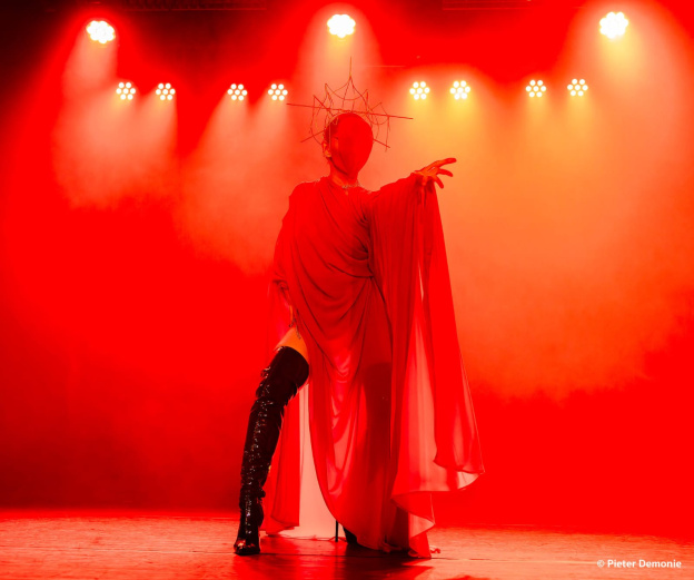 Wild As The Night Cabaret au Speechless Bar : la soirée cabaret queer à Paris 11e
