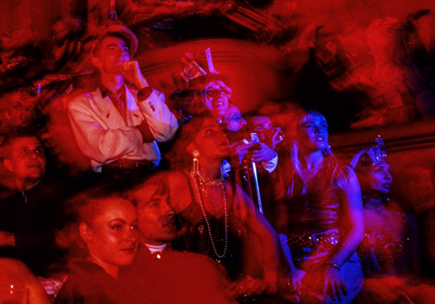 Exposition Arnaud Baumann au Studio Idan : Immersion dans l'univers du Palace des années 70-80