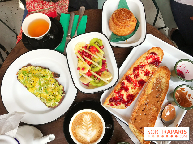 Dépôt Legal by Christophe Adam