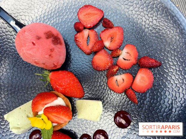 Le restaurant-terrasse des Jardins du Marais - Autour de la fraise