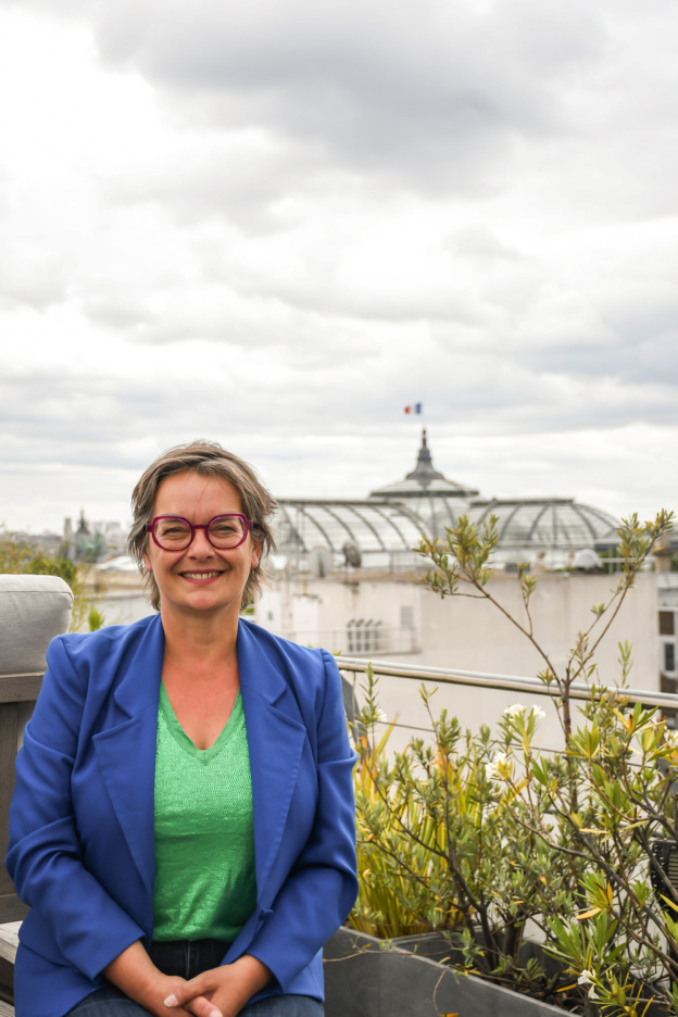 Carine Petit sur la terrasse Sortir à Paris