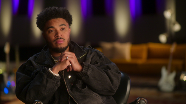 Hitmakers : coulisses des hits mondiaux dans une série Netflix