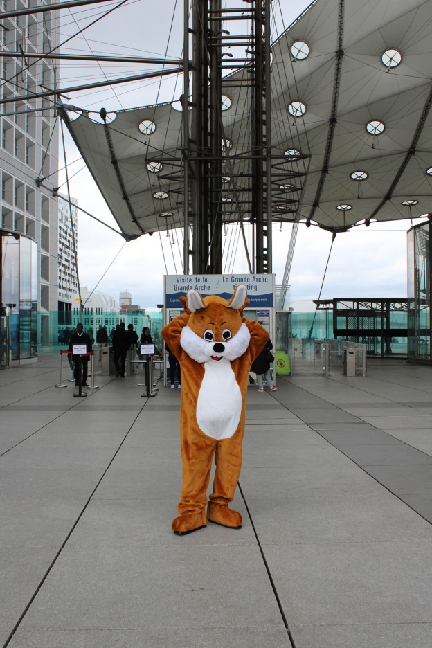 Pâques 2020 sur le toit de la Grande Arche