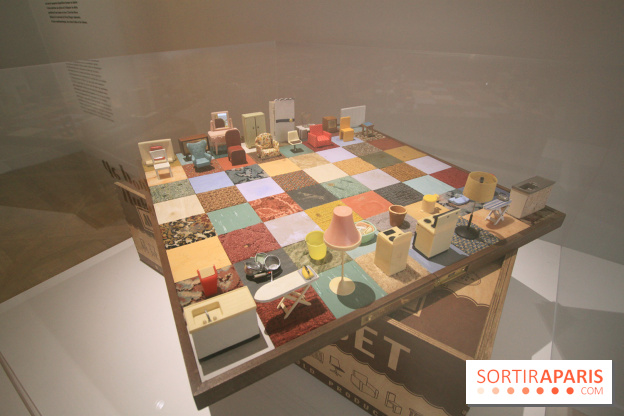 Women House à la Monnaie de Paris - Rachel Whiteread, Modern Chess Set, 2005