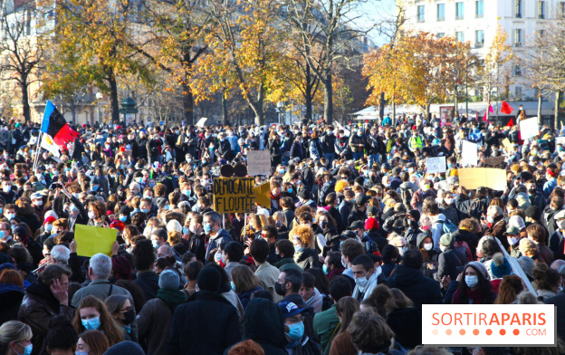 Manifestation pour les libertés place du Palais-Royal à Paris ce samedi 23 janvier 2021