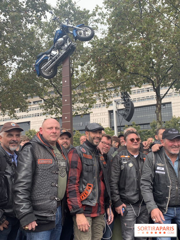 Journée d'hommages à Johnny Hallyday ce mardi: esplanade, statue, concert... le programme à Paris