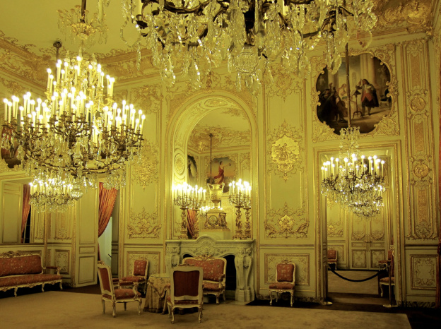 Comment visiter l'Hôtel de Lassay, la résidence du président de l'Assemblée nationale à Paris ?