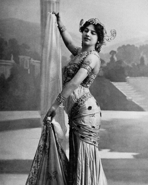 Portrait Mata Hari