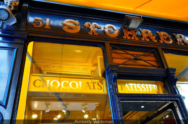 The oldest and most legendary tea rooms and pastry shops in Paris