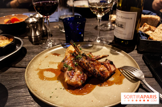 Côtes d'agneau fumées au thym de Jacopo Paris (19,50 €)