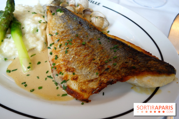 Le Vaudeville à Paris : cuisine traditionnelle et fruits de mer pour la brasserie centenaire