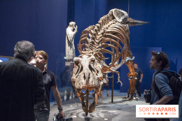 Un T-Rex à Paris : les photos