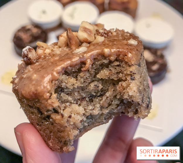 Tea-time Hotel Duo by Kevin Lacote