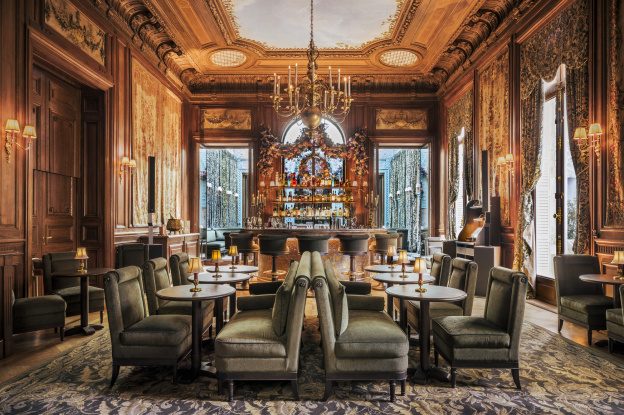 Baronne, le restaurant d'exception de Paris Society, niché dans un hôtel particulier historique