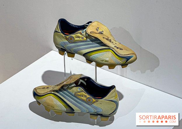 Une exposition gratuite d'objets de sport de collection ayant appartenu à des champions, à Paris 