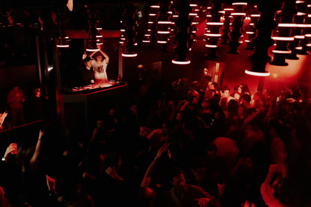 Mobby Club : le club-appartement qui réinvente les nuits dans le 8e, à deux pas des Champs-Élysées