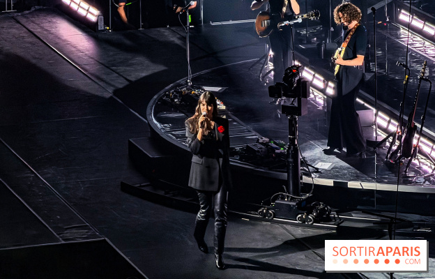 Clara Luciani en concert à l'Accor Arena de Paris en février 2026