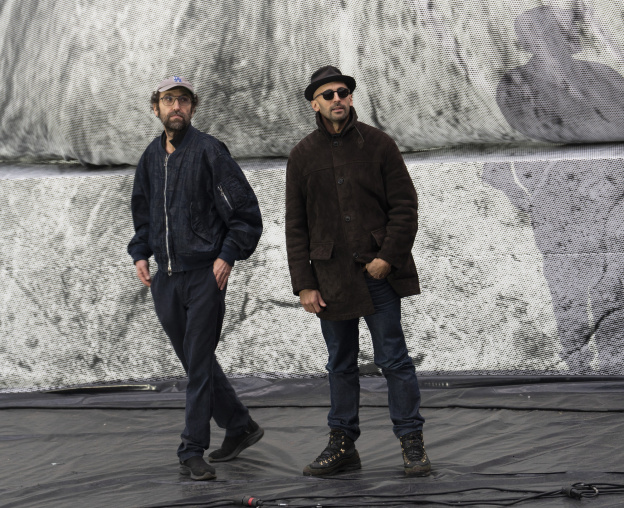 JR va transformer le Pont Neuf en grotte éphémère en hommage à Christo et Jeanne-Claude en juin 2026