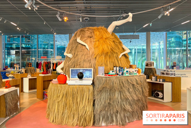 Paris à Poil(s) : carte blanche à l'artiste Charlie Le Mindu qui recoiffe la Samaritaine