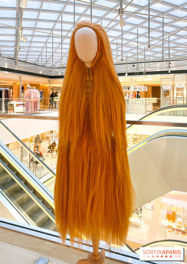 Paris à Poil(s) : carte blanche à l'artiste Charlie Le Mindu qui recoiffe la Samaritaine