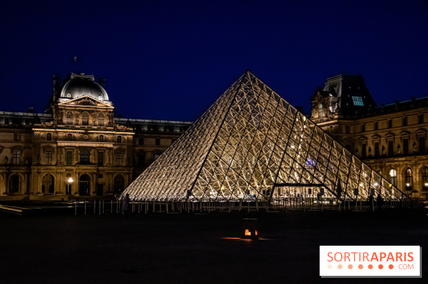 Visuel Paris Louvre nuit