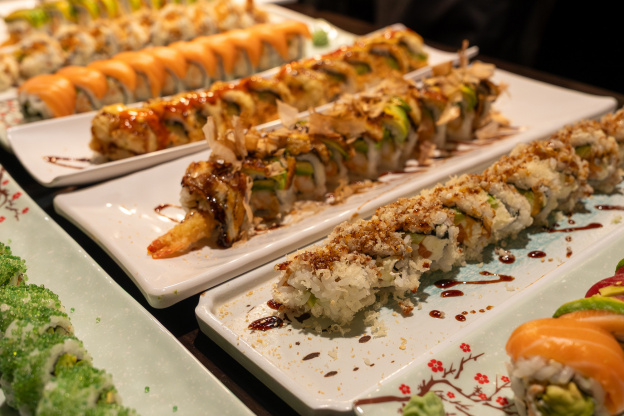 Wrap'n Roll Sushi, le restaurant japonais de rolls originaux, bien garnis et accessibles à tous