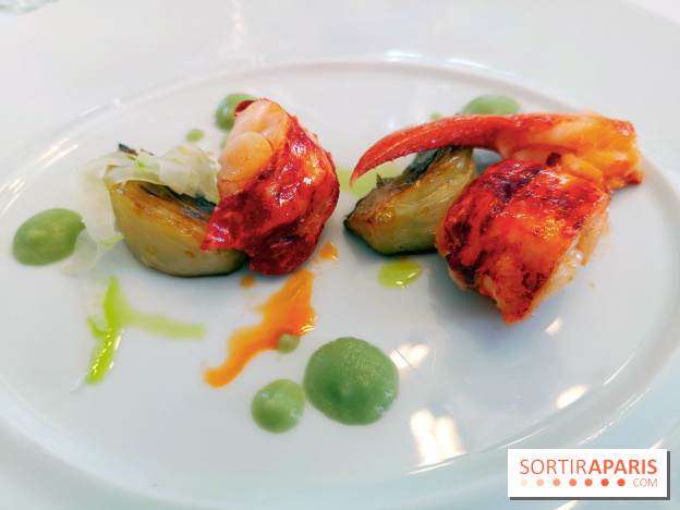 Le Laurent - Homard cuit dans un beurre coraillé, fenouil rôti au citron, sauce Newburg parfumée à la verveine