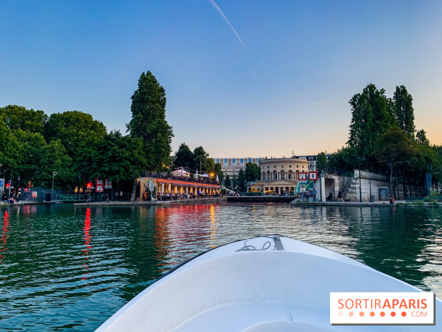 Le bateau électrique sans permis à Paris