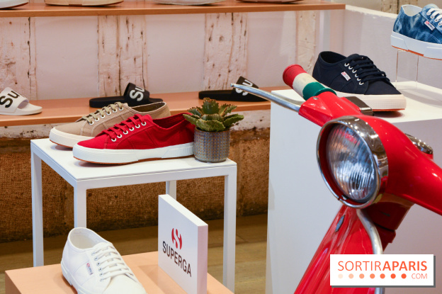 Superga ouvre sa première boutique parisienne