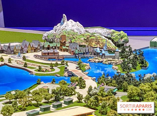 Visuels Disneyland Paris Disney Adventure World maquette Reine des Neiges