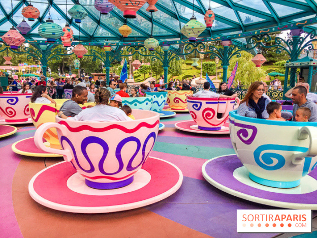 Visuels Disneyland Paris Mad Hatter's Tea Cups