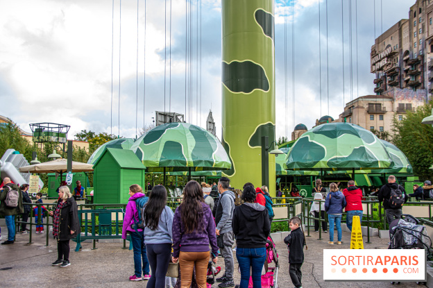 Visuels Disneyland Paris - Toy Soldier Parachute Drop