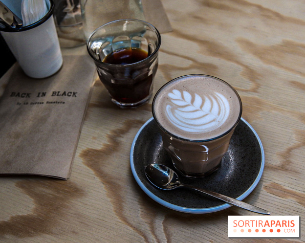 Back In Black coffee shop, les photos