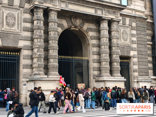 Visuel actualités - grève blocage manifestation musée du Louvre
