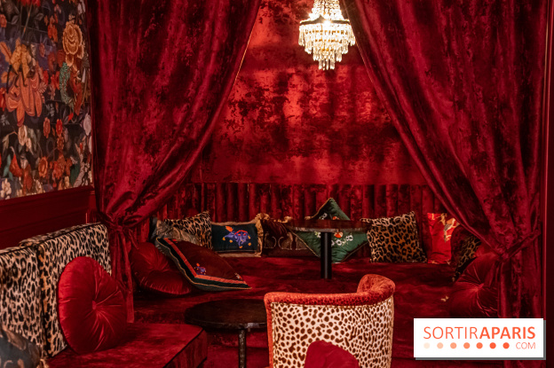 Yagō, le bar intimiste aux allures de maison close à Pigalle