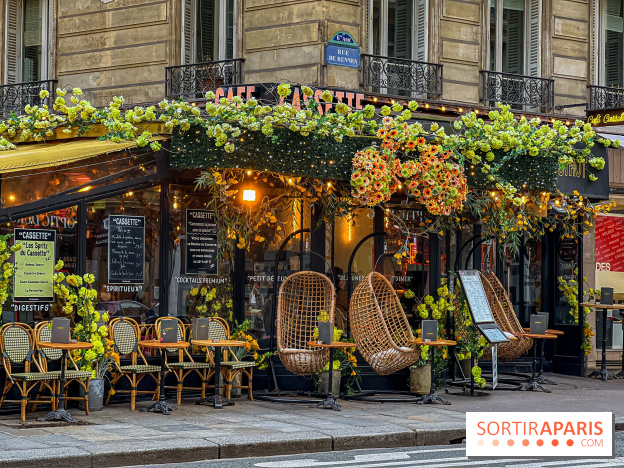 Les cafés fleuris de Paris