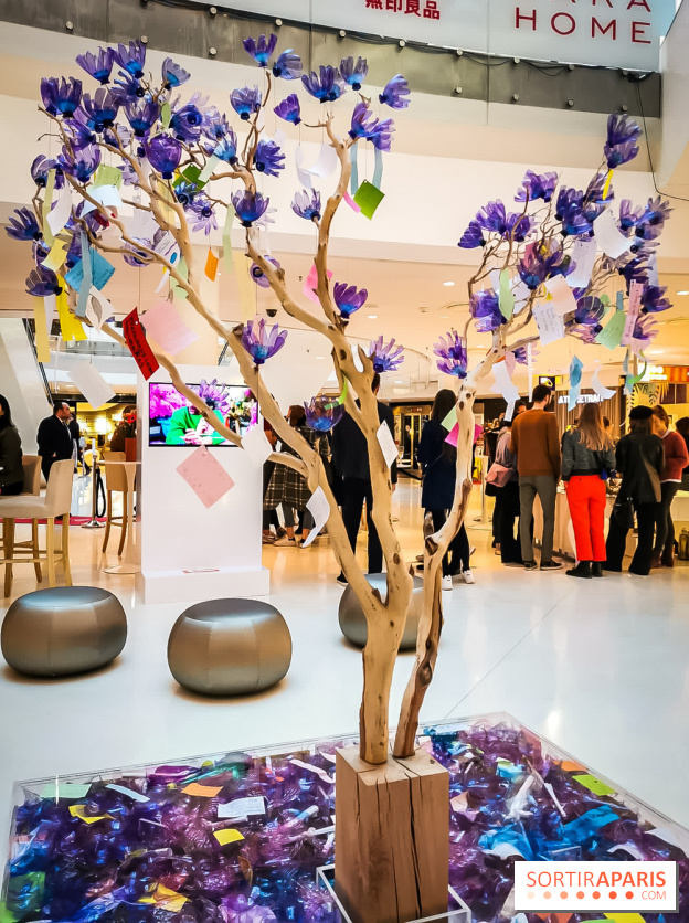 Les bouteilles à la mer, l'exposition poétique et florale autour de la pollution à Beaugrenelle